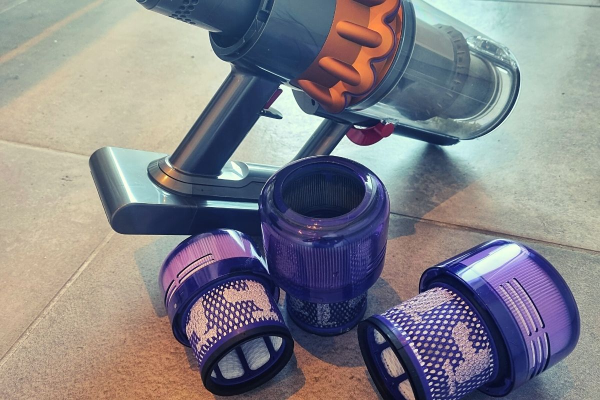 How To Clean Dyson Canister Filter