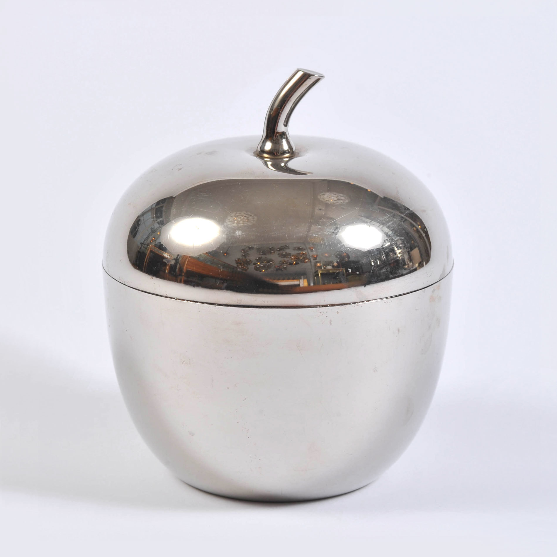 1970s apple ice bucket by Freddo Therm Valerie Wade