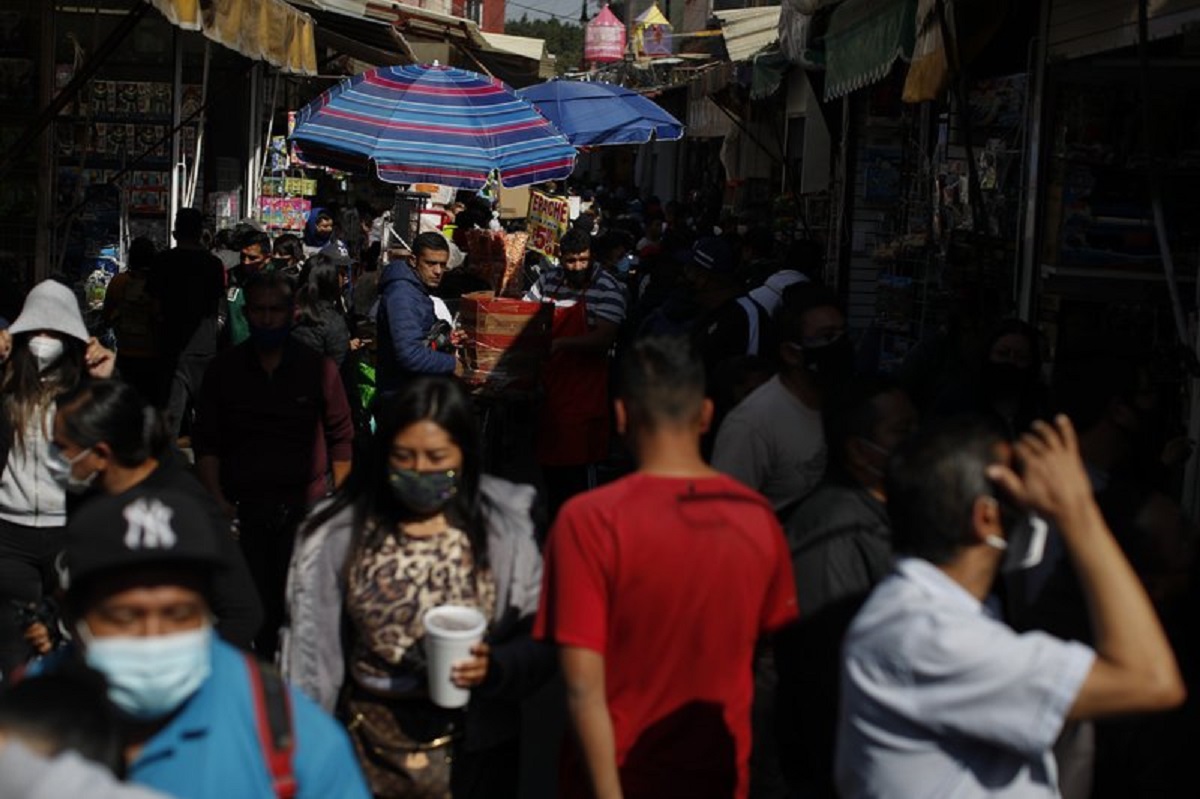 Mexico population rises to 126M; now older, better educated