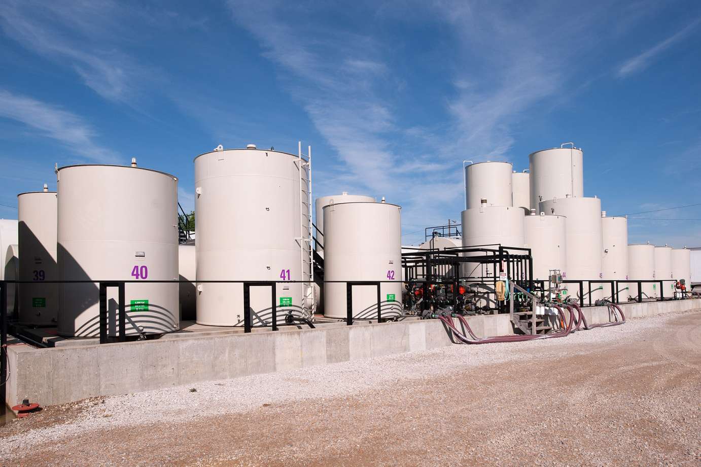 New Race Facility Valor Oil Petroleum Distributor in Owensboro