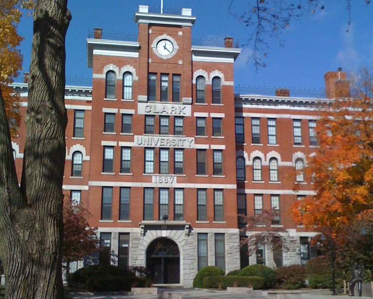 Top 10 Most Popular LiberalLeaning Colleges for 2017 Value Colleges
