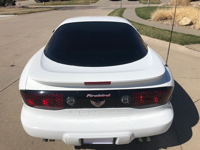 1998 Pontiac Firebird Hatchback w/ Special Options Valve and Piston