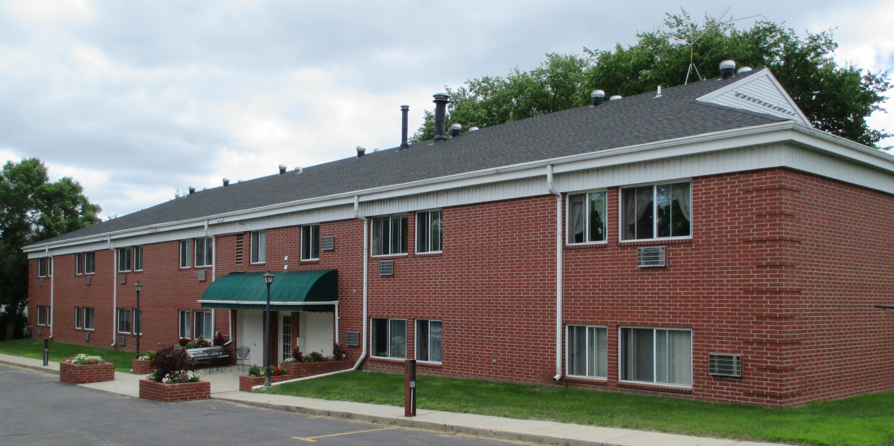 Marigold Apartments Van Binsbergen & Associates