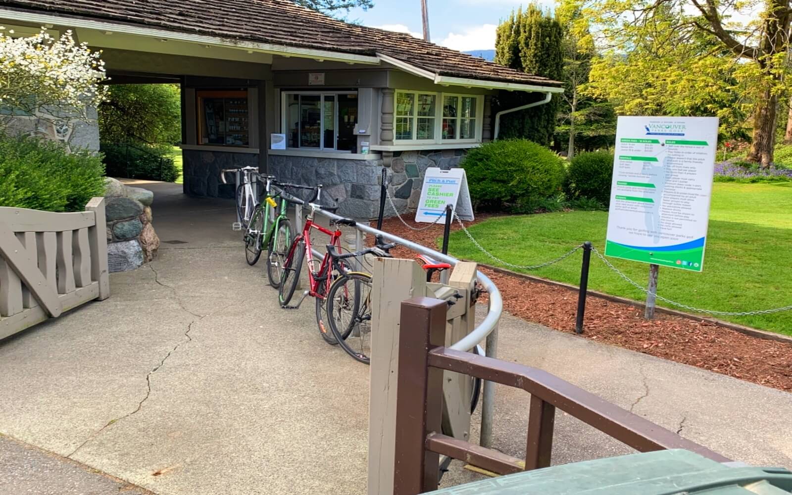 9 Best Things to Do in Stanley Park + How to Get Like a Pro