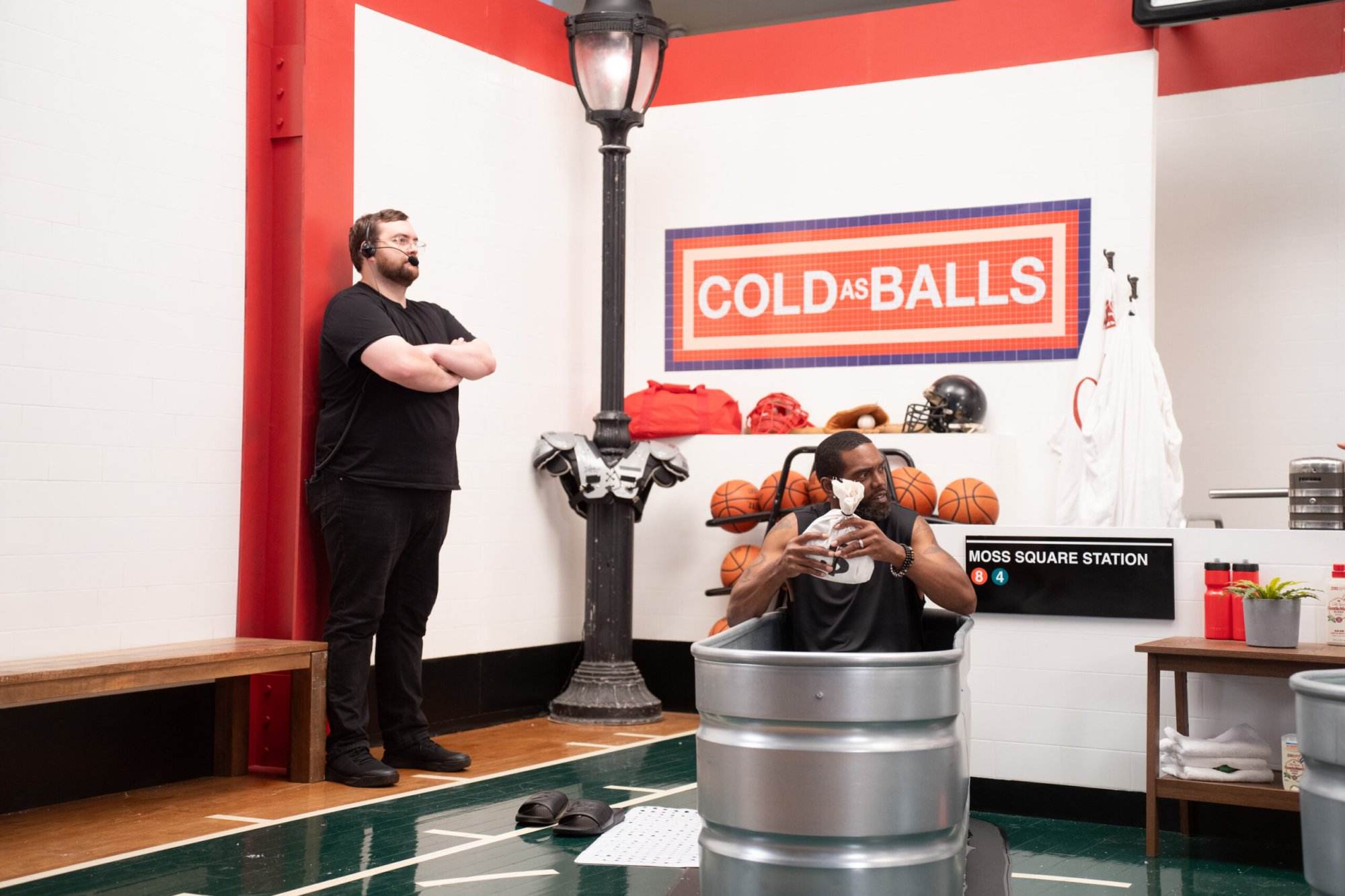 Randy Moss On Kevin Hart’s “Cold As Balls”