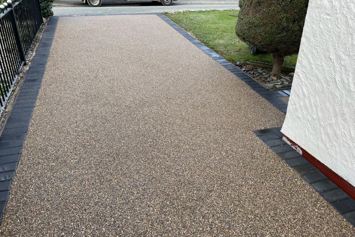 Resin Driveways Essex Resin Installers Resin Bound Resin Bonded