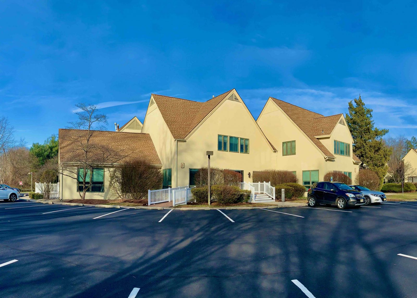 Vantage Commercial Represents Buyer and Seller with Sale of Condo in