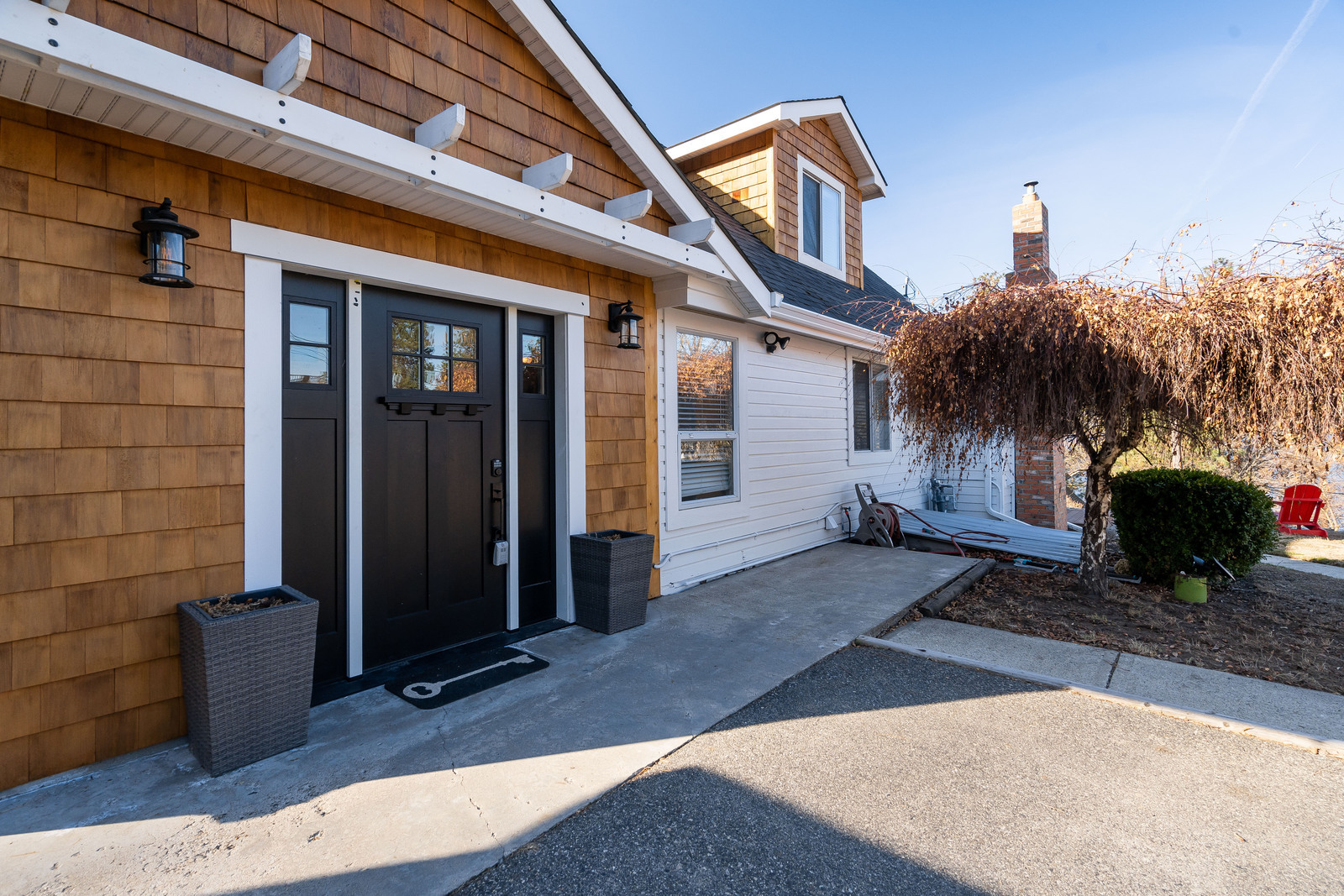 10937 Maddock Avenue, Lake Country Property Listing