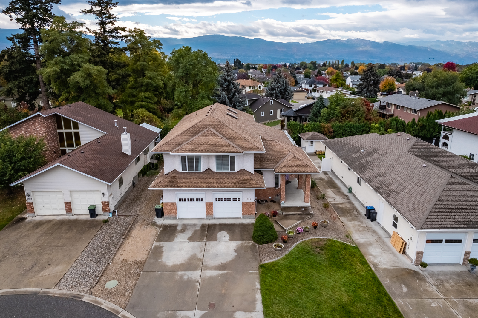 2285 Rhondda Court, Kelowna Property Listing
