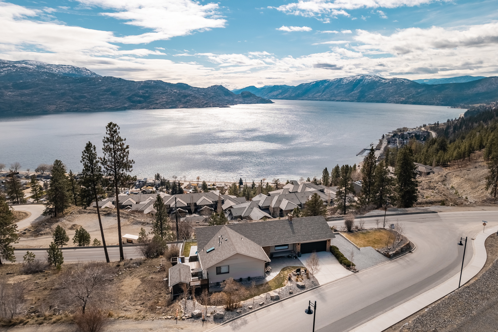 4035 Ponderosa Place, Peachland Property Listing