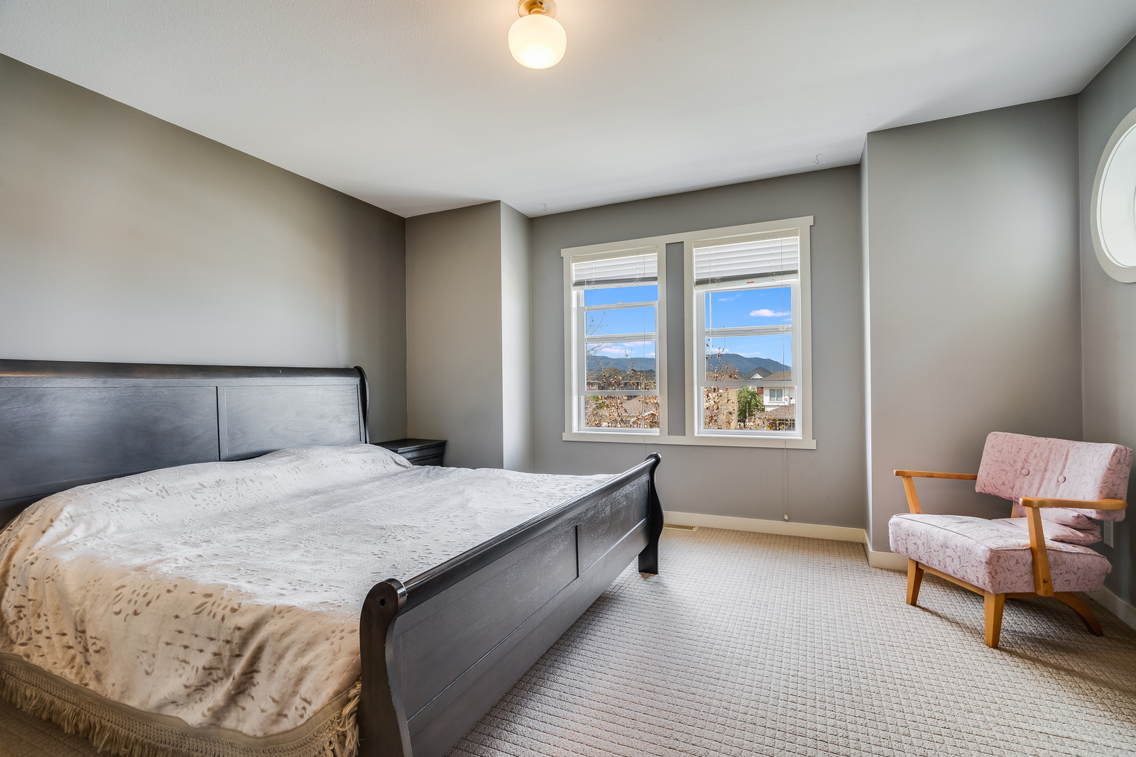 5457 South Perimeter Way, Kelowna Property Listing