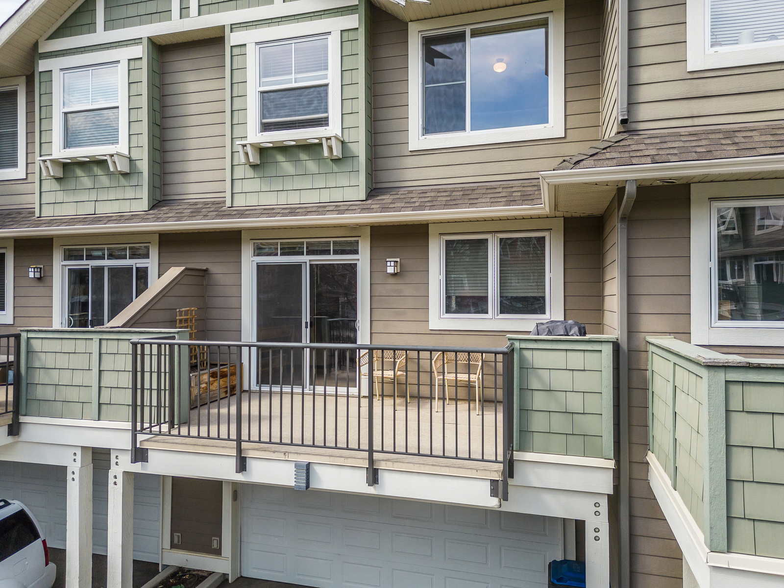 5457 South Perimeter Way, Kelowna Property Listing