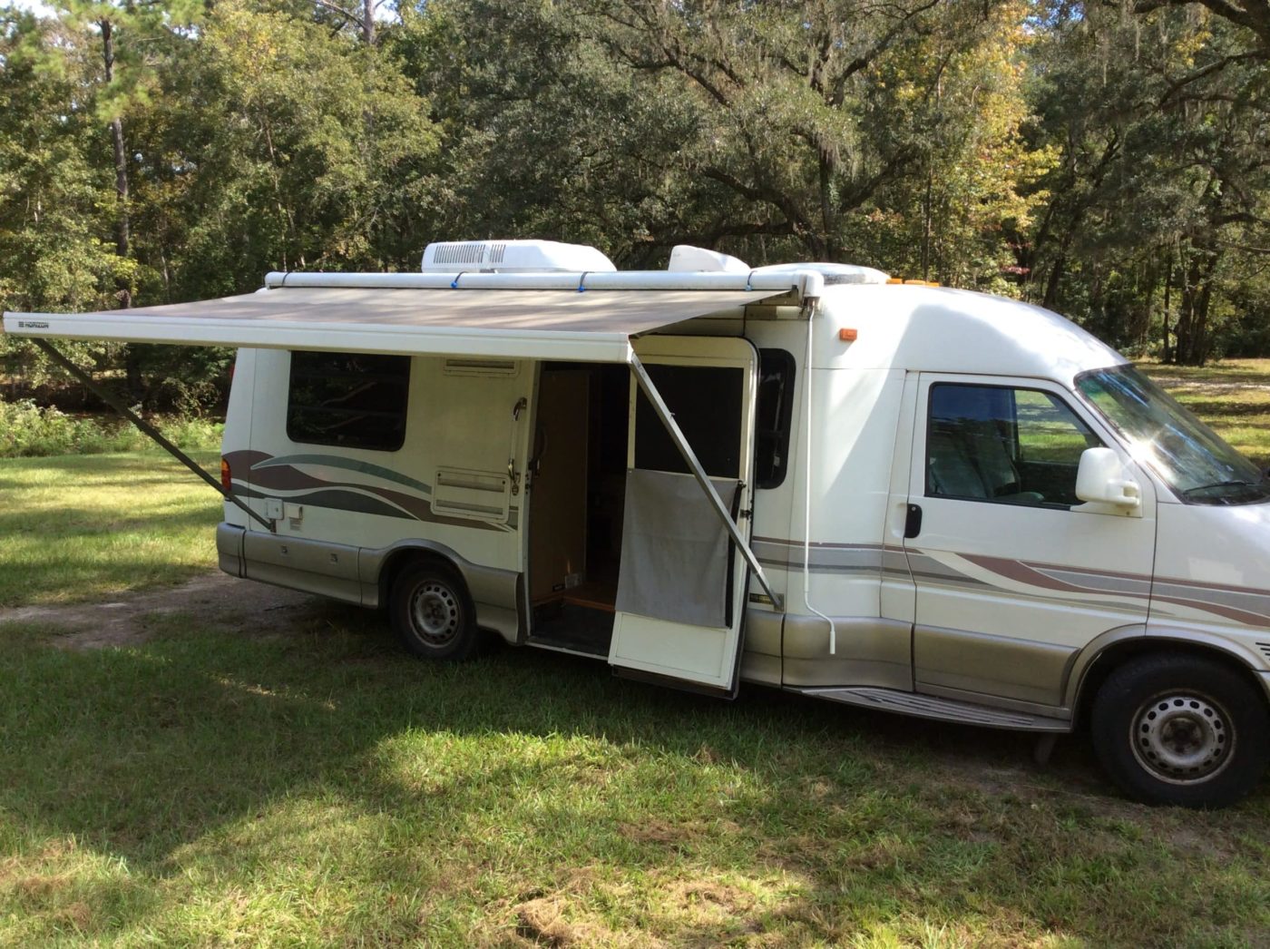 2000 Volkswagen Camper Van For Sale in Tallahassee, Florida Van Viewer