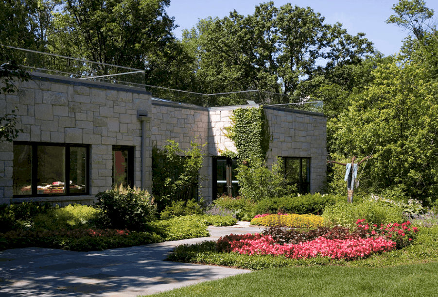 Flagstone Patio with Creeping Thyme in Northbrook Van Zelst