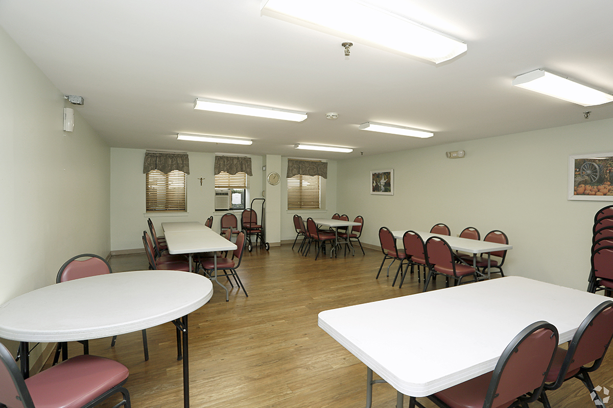 Gallery Varney School