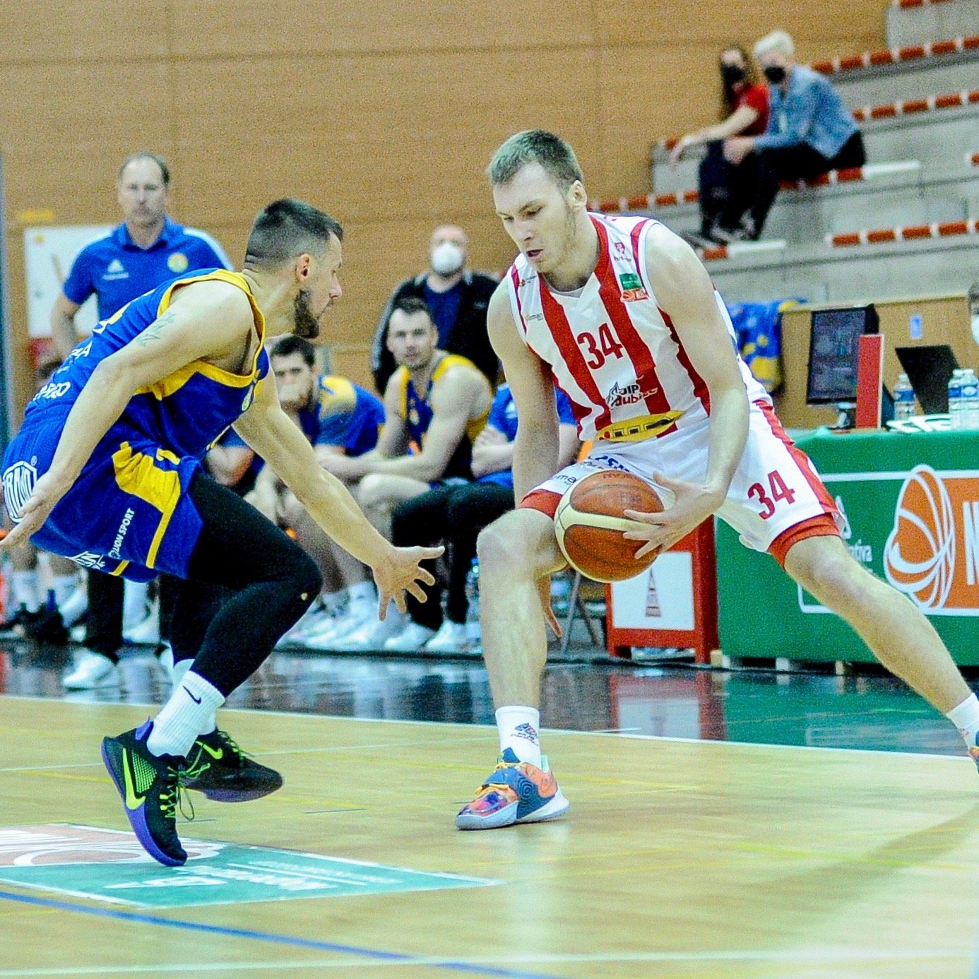 BK Pardubice, a.s. Východočeský basketbal