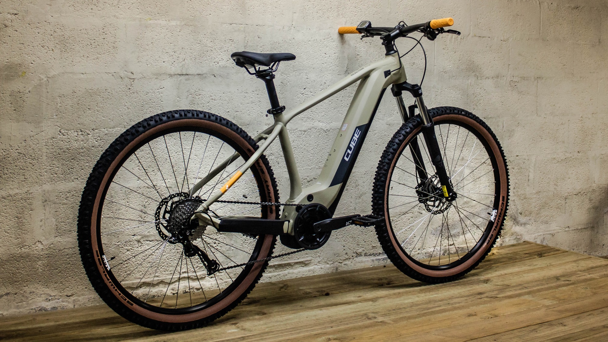 Cube REACTION HYBRID PERFORMANCE 500 2021 VeloBrival
