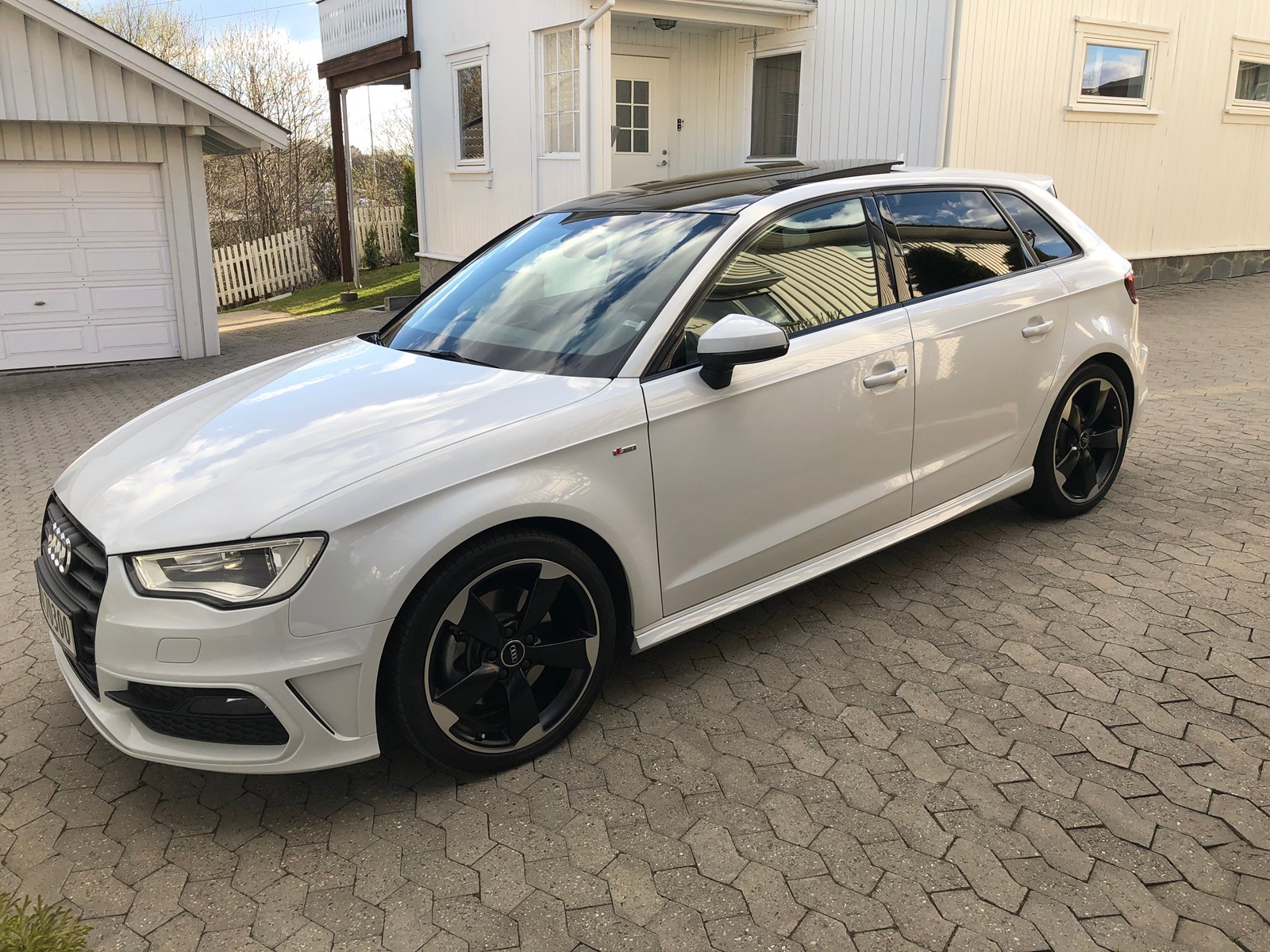 Auto occasion Audi Audi A3 Sportback Audi A3 Sportback 2,0 TDI Blanc