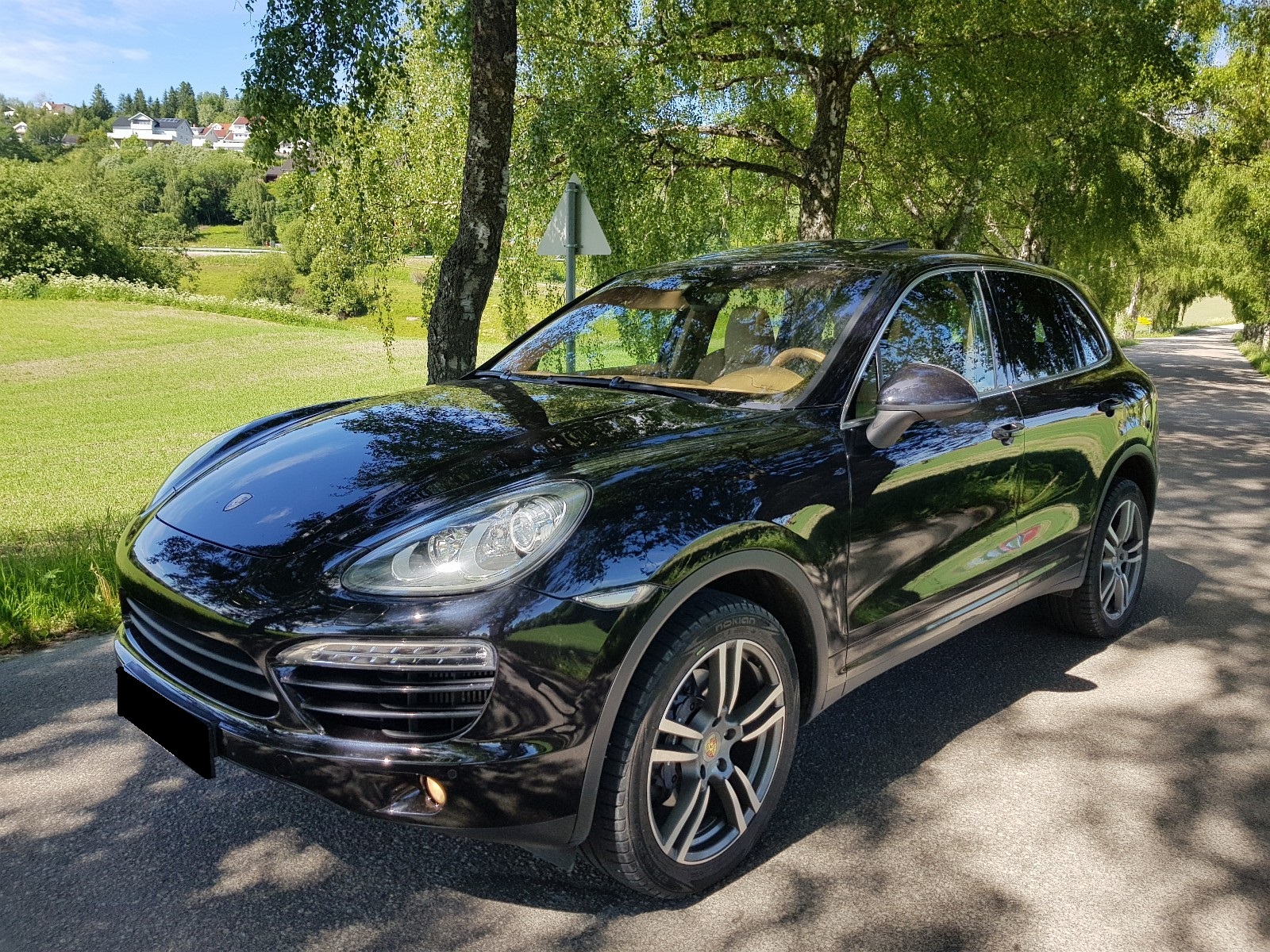 Auto occasion Porsche CAYENNE Noire Neuchâtel VenteAuto.ch