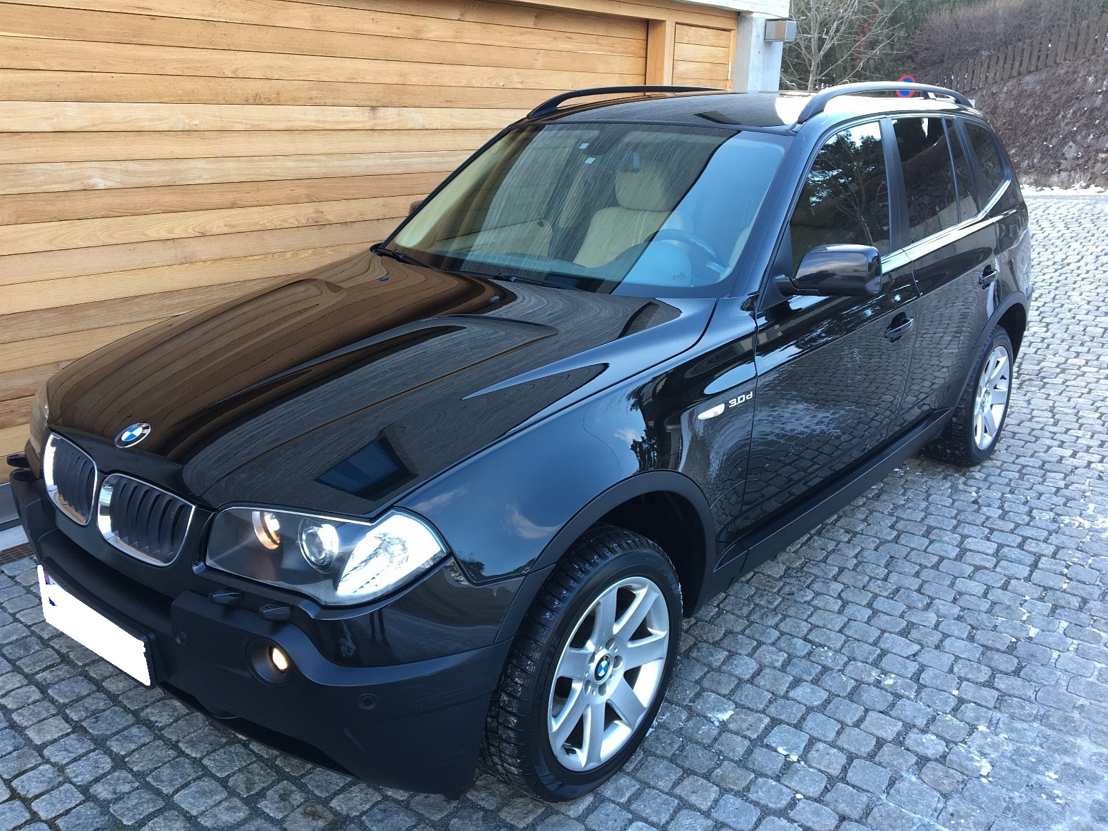 Auto occasion BMW X3 3.0d Noire BâleVille VenteAuto.ch