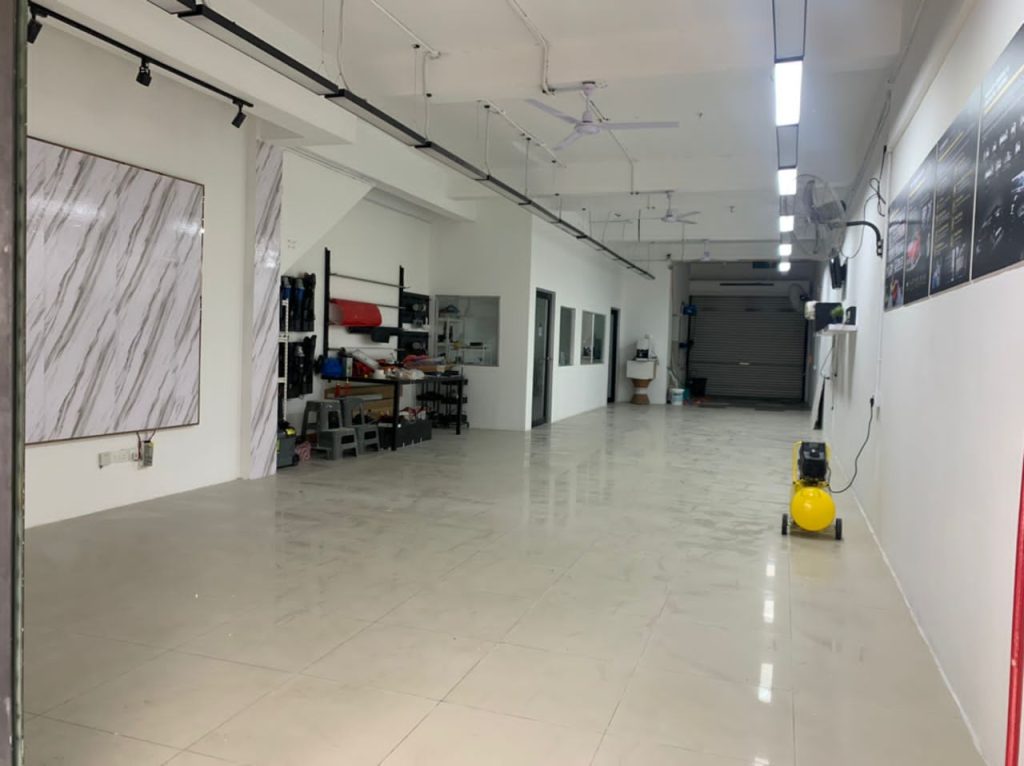 Top End Car Detailing Studio Venture Grab