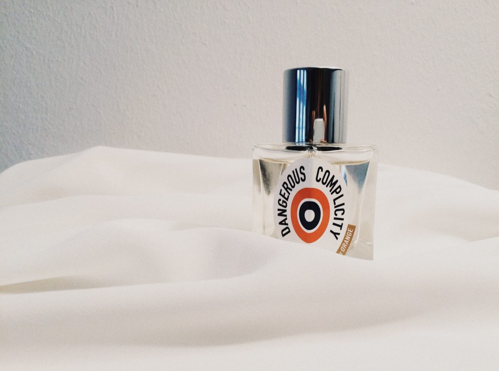 How to make your perfume last longer? Impressiondeparfum