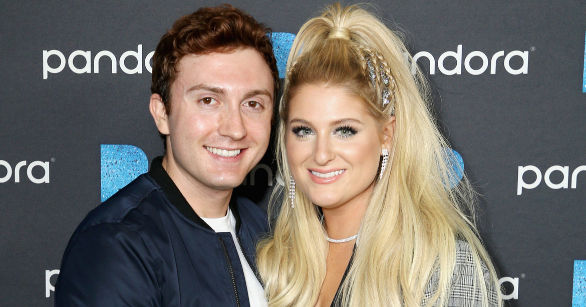 Daryl Sabara Y Su Novia(03)