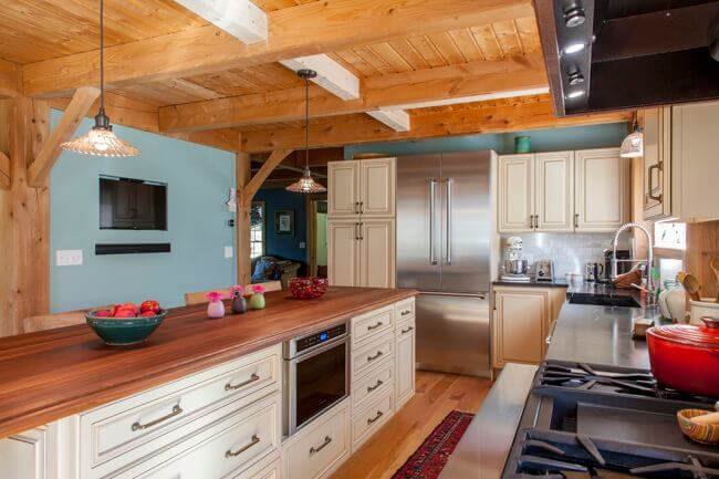 Traditional Vermont Kitchen Design