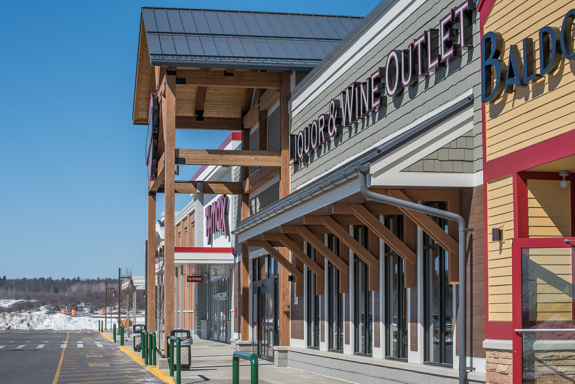 Woodmont Liquor Store Londonderry, NH Vermont Timber Works