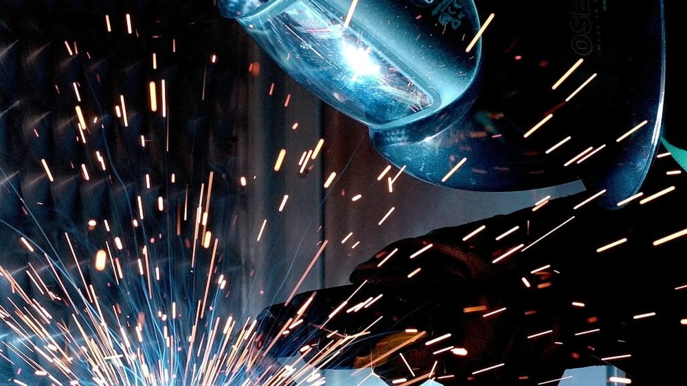 Formazione Professionale: Corso Di Saldatura Gratuito Per Disoccupati Over30 563_x_1000_jpg