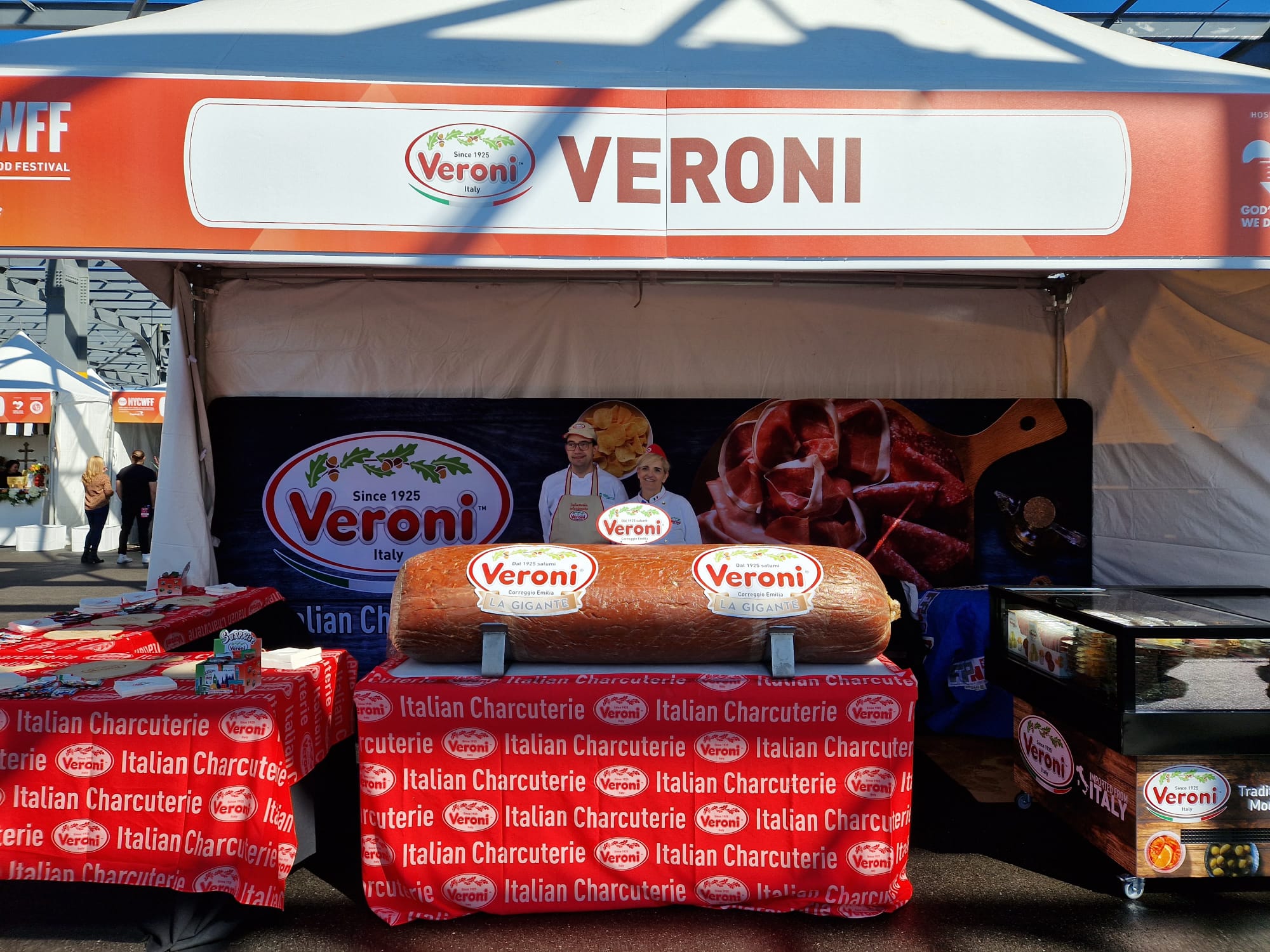 A record breaking Mortadella Veroni at NYCWFF Veroni USA