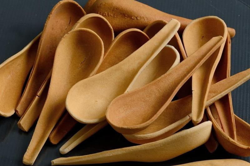 ZERO WASTE Tasty And Nutritious Edible Cutlery.