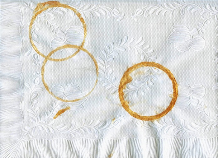 How to wash a tablecloth from various stains Veseldom