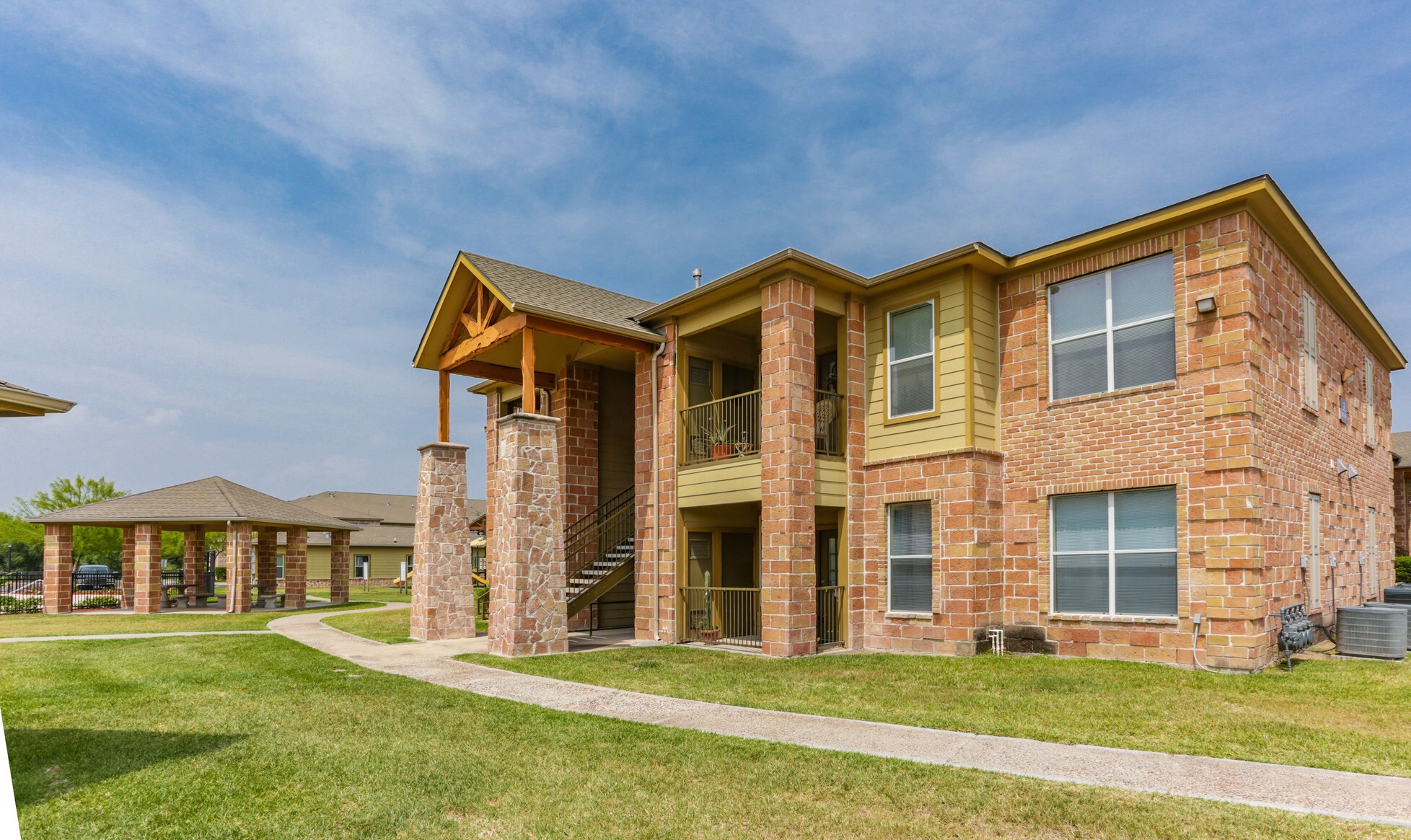 Vida Que Canta Apartments Vesta Corporation