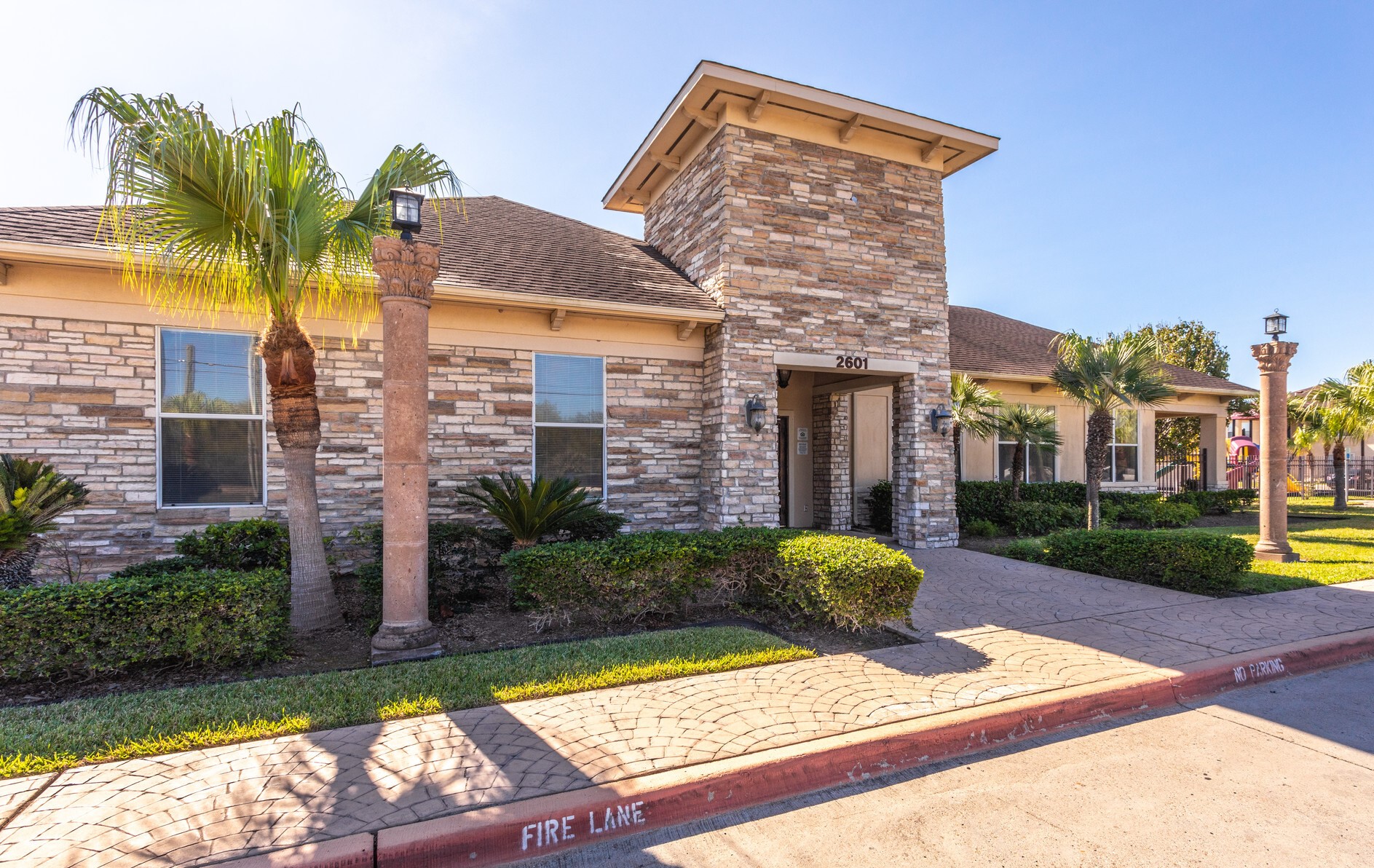 El Patrimonio Apartments Vesta Corporation