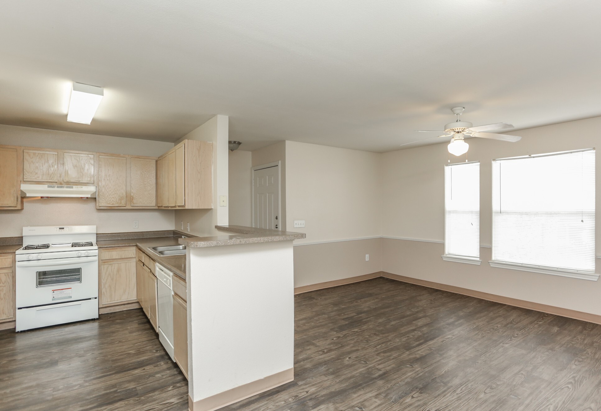 La Estancia Apartments Vesta Corporation