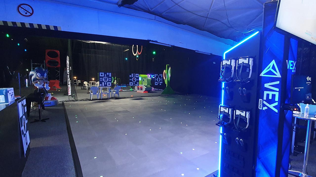 VEX Solutions HyperReality VR Attractions & Freeroaming