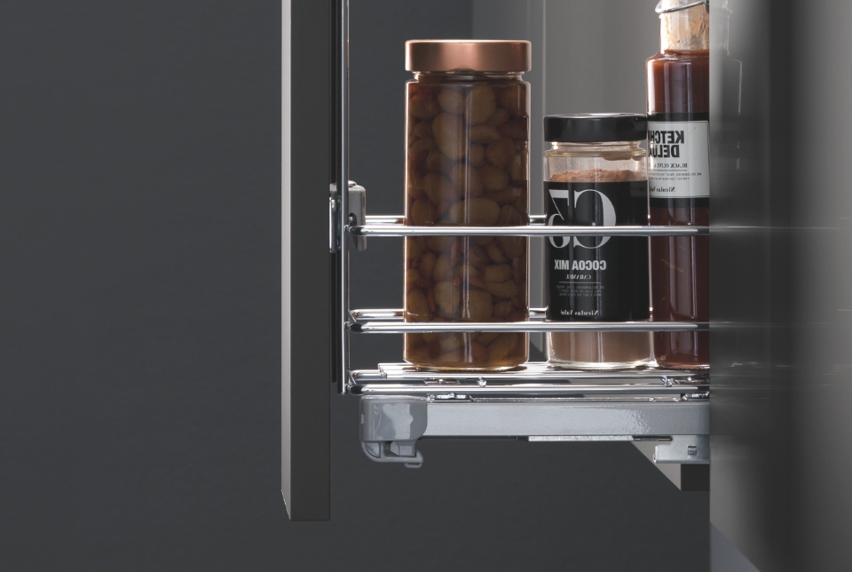 Pullout Smart Corner Wire range Vibo solutions for the kitchen