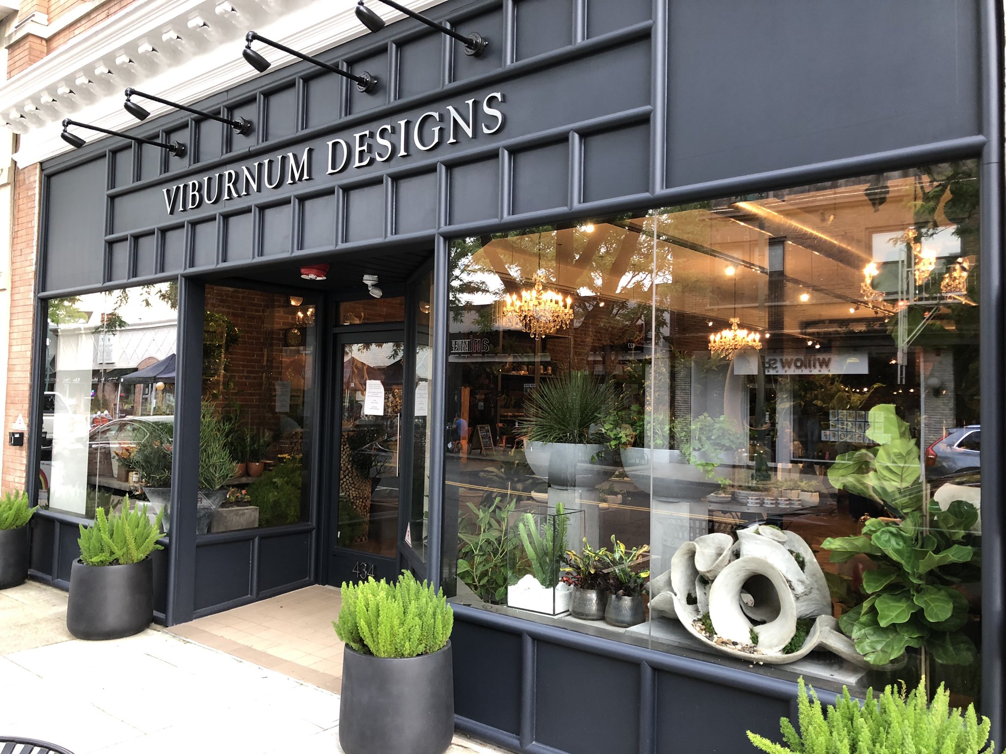 About Us Viburnum Designs Florist. Flowers and Gifts for Valentines