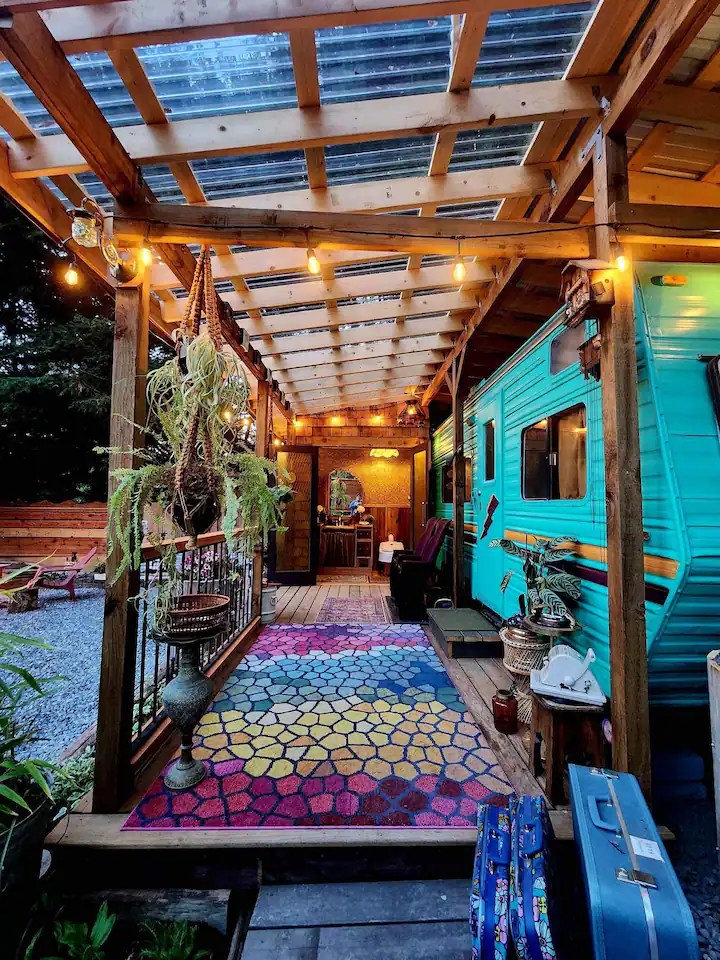 This retro AirBnB in Sooke will satisfy anyone’s hunger for nostalgia