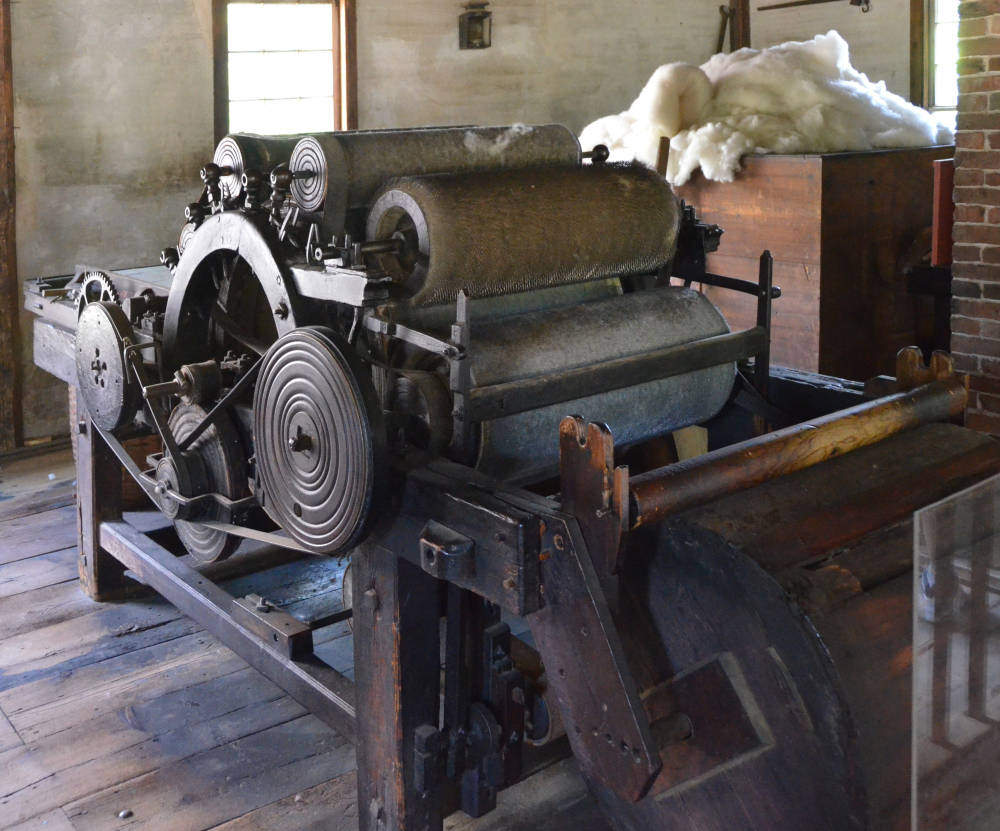 A waterdriven carding machine