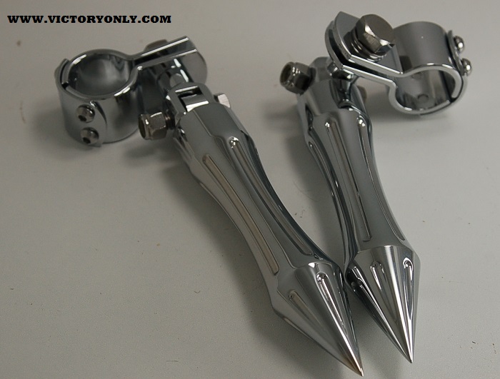 CHROME STREET BILLET ALUMINUM PEGS WITH HIGHWAY BAR MOUNT Victory