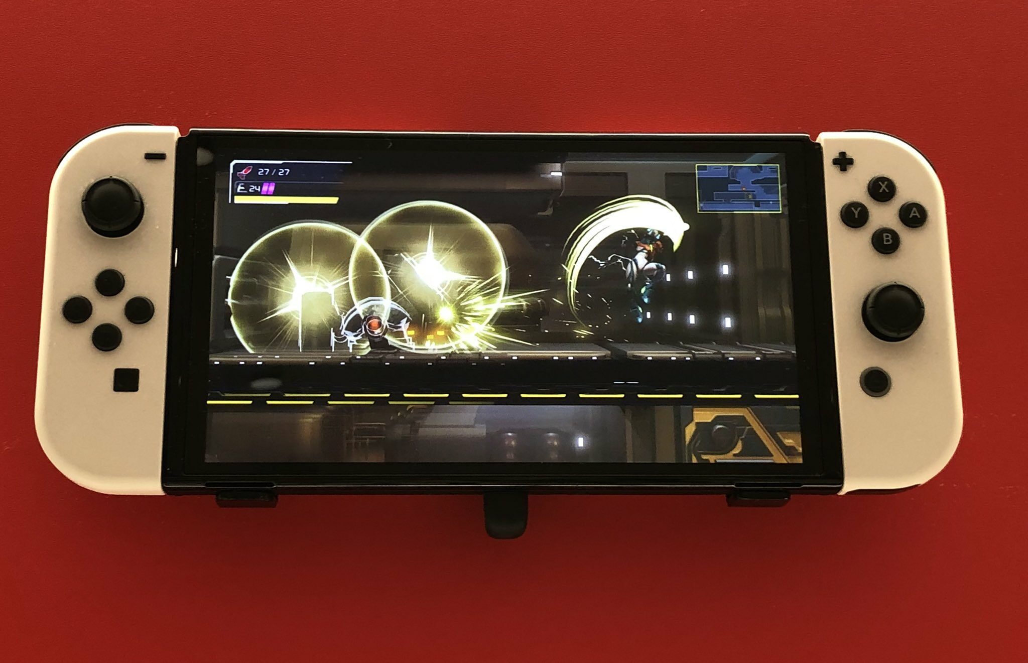 Here's The First Look At Nintendo Switch's Oled Model 'In The Wild' | Vgc
