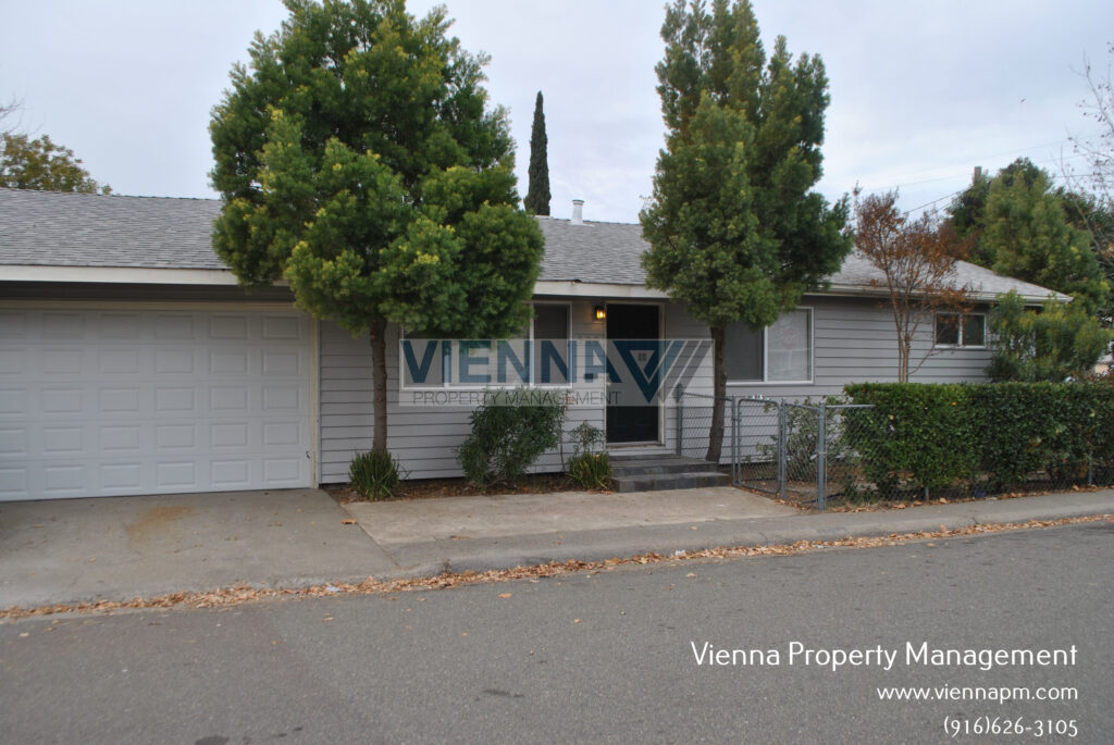 Old Roseville Charming Home For Rent! Vienna Property Management