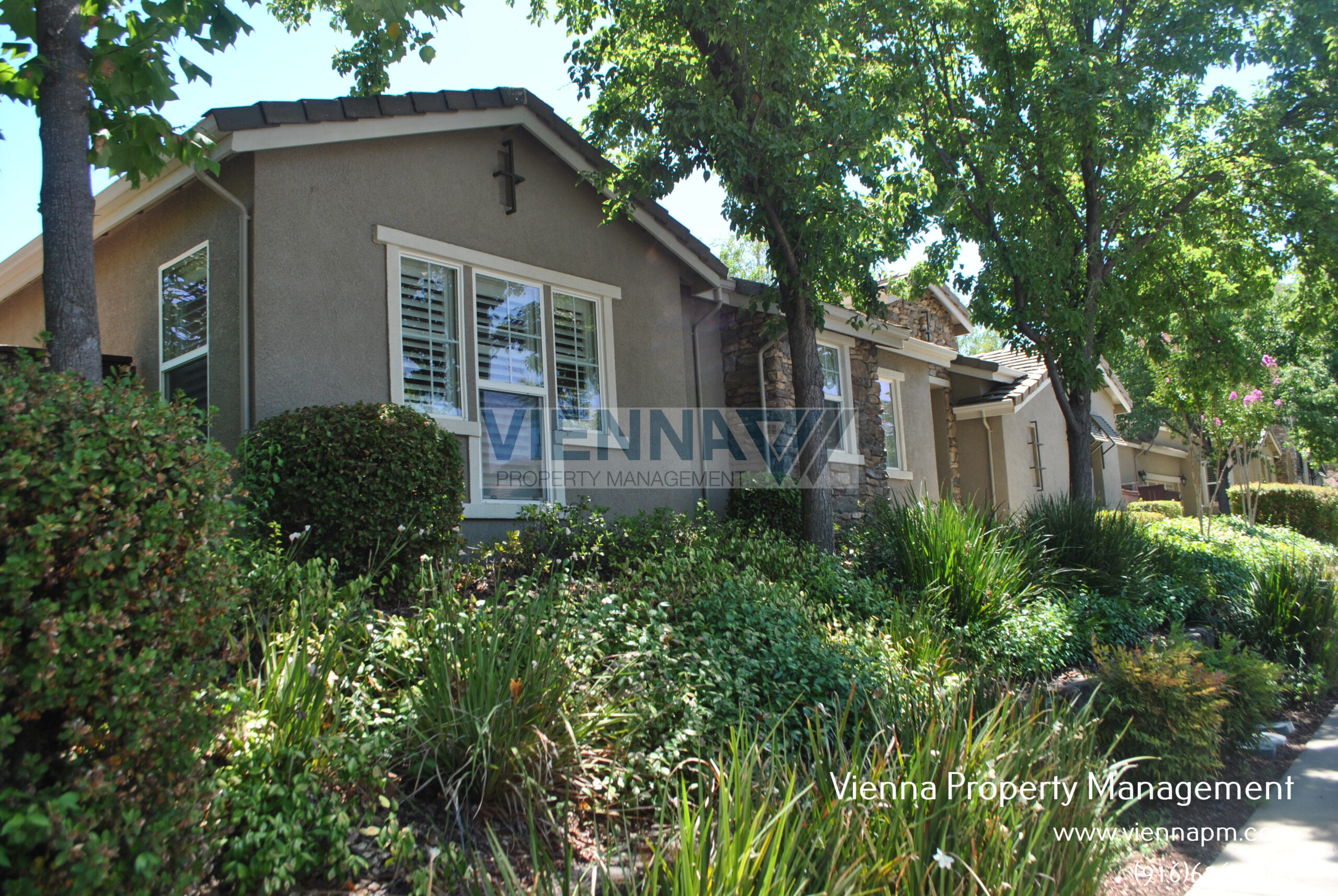 Whitney Ranch 2 Bedroom Home! Vienna Property Management