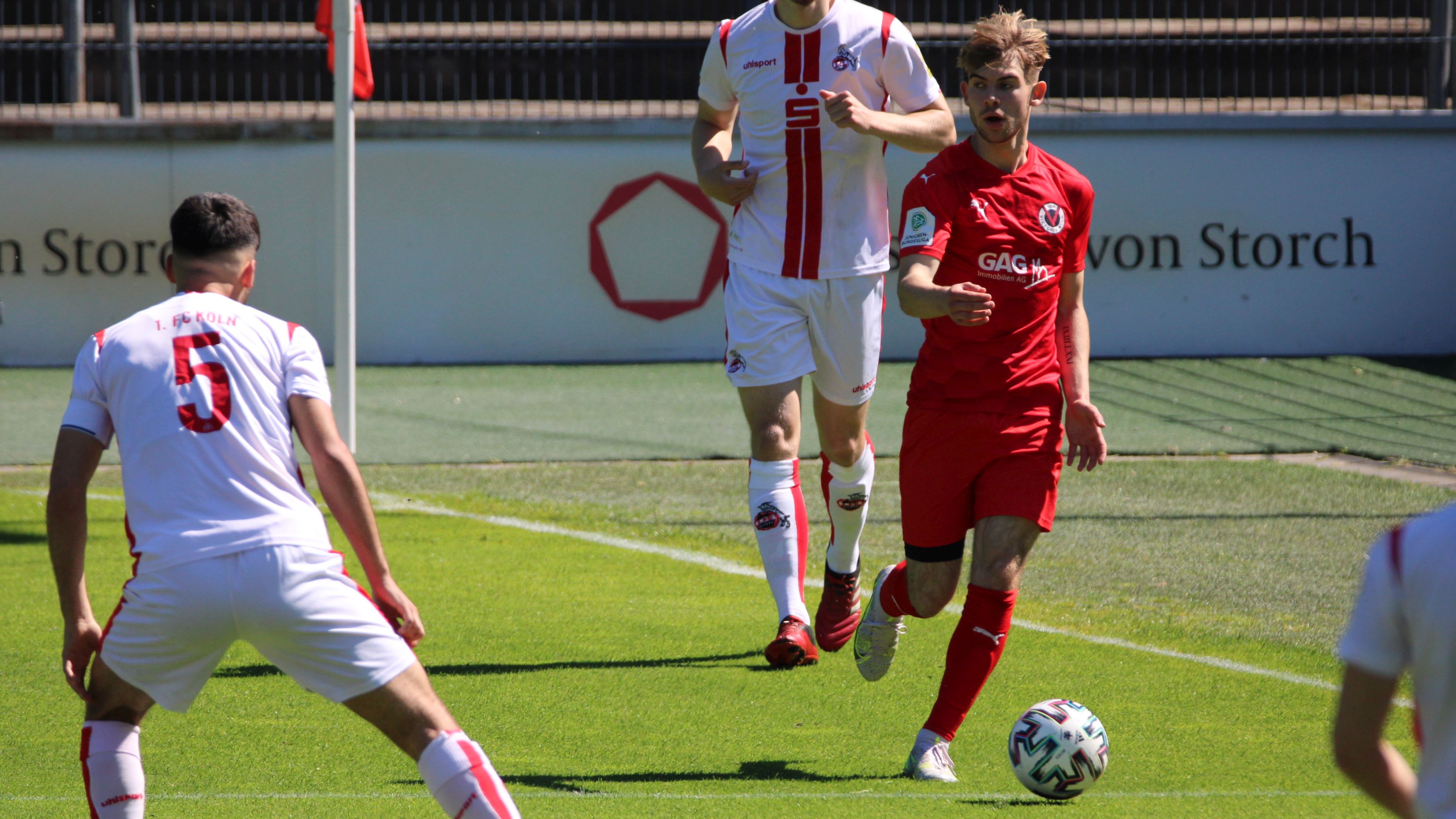 Viktoria Köln 1904 e.V. 11 im Derby! AJunioren erkämpfen Remis beim