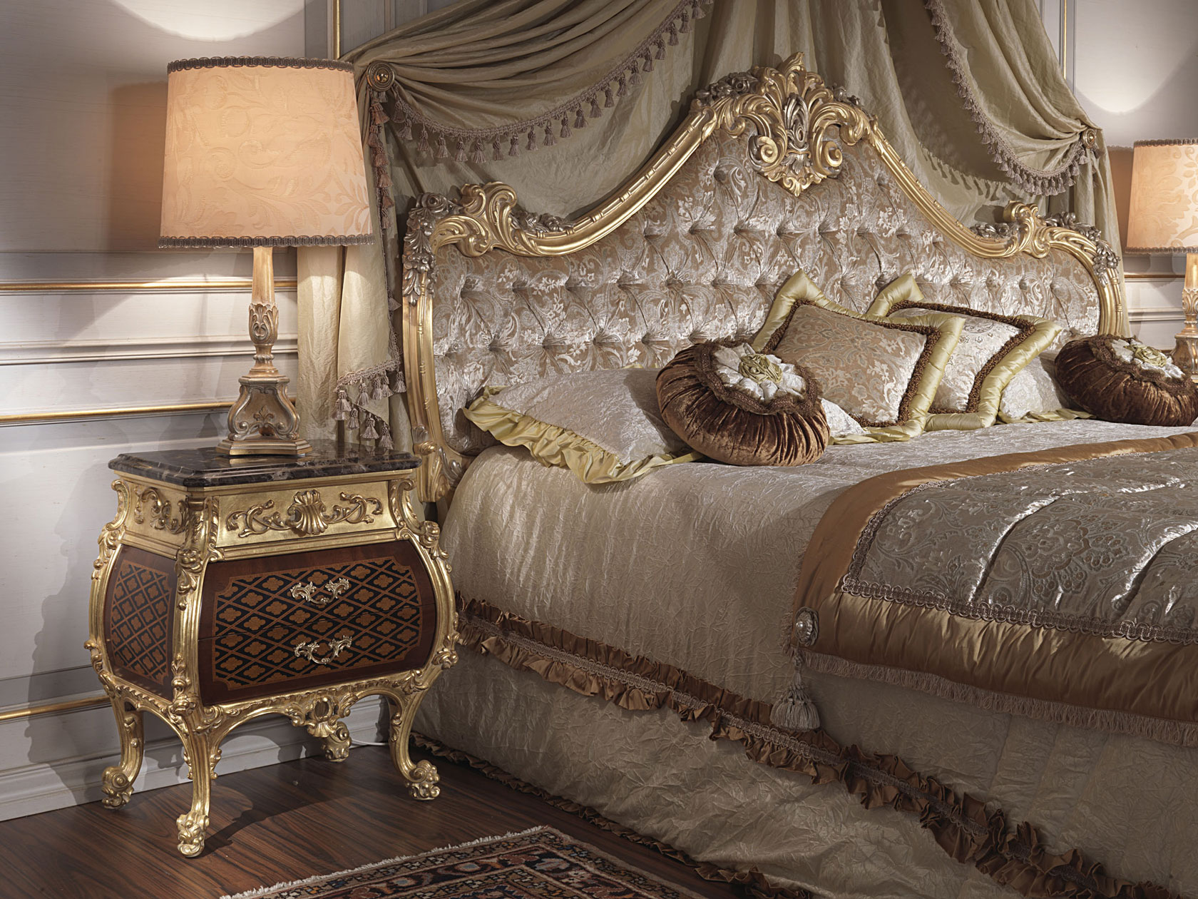 Classic bedroom italian 18th century and Louis XV, bed and night tables