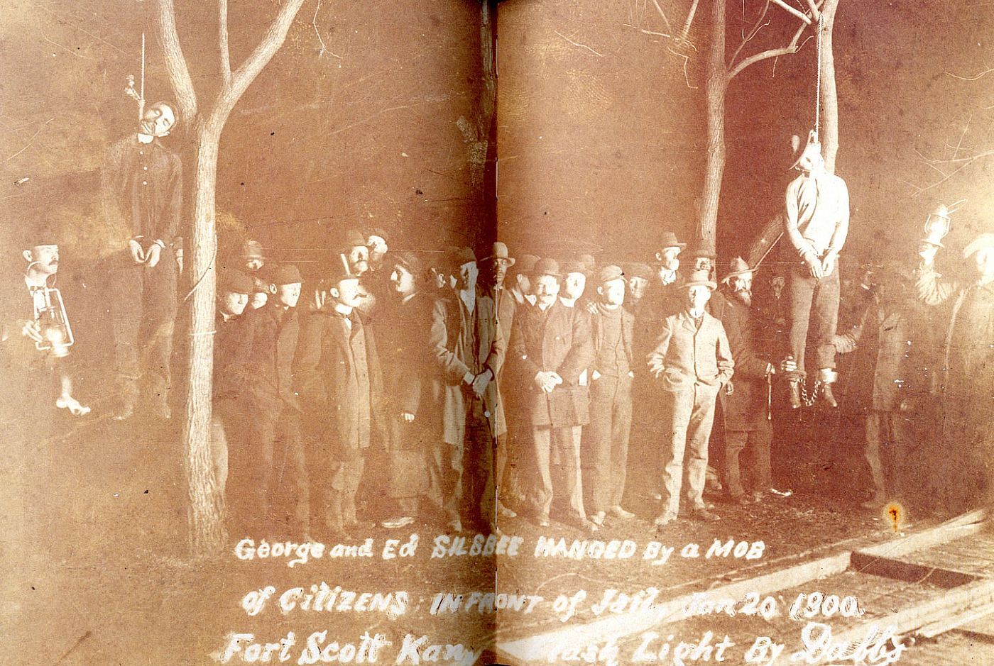 Without Sanctuary Lynching Photography in America First Printing