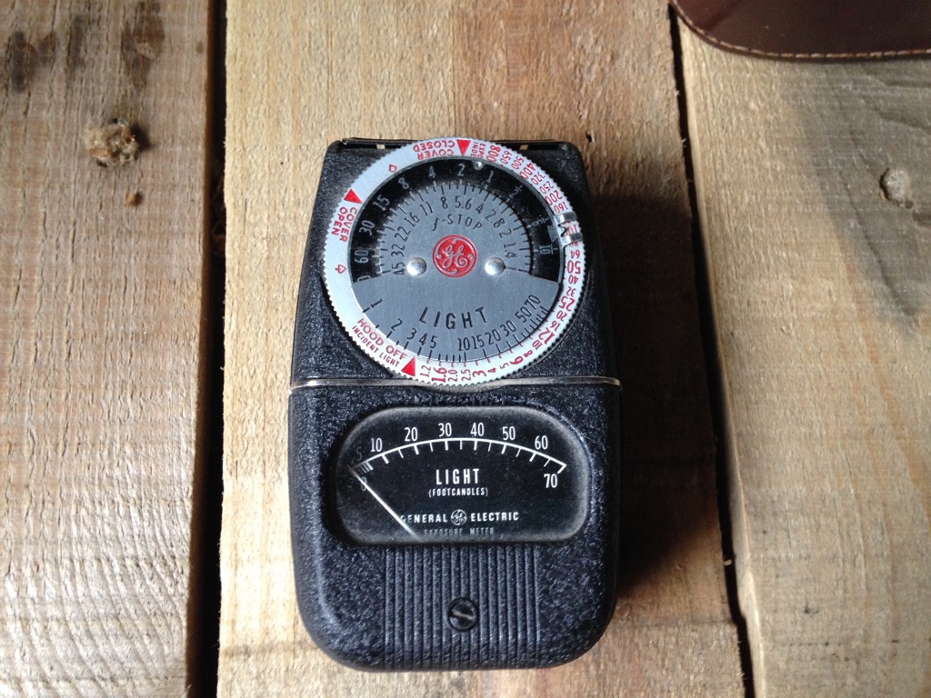 General Electric exposure meter DW68 1950 USA Vintage Man Stuff
