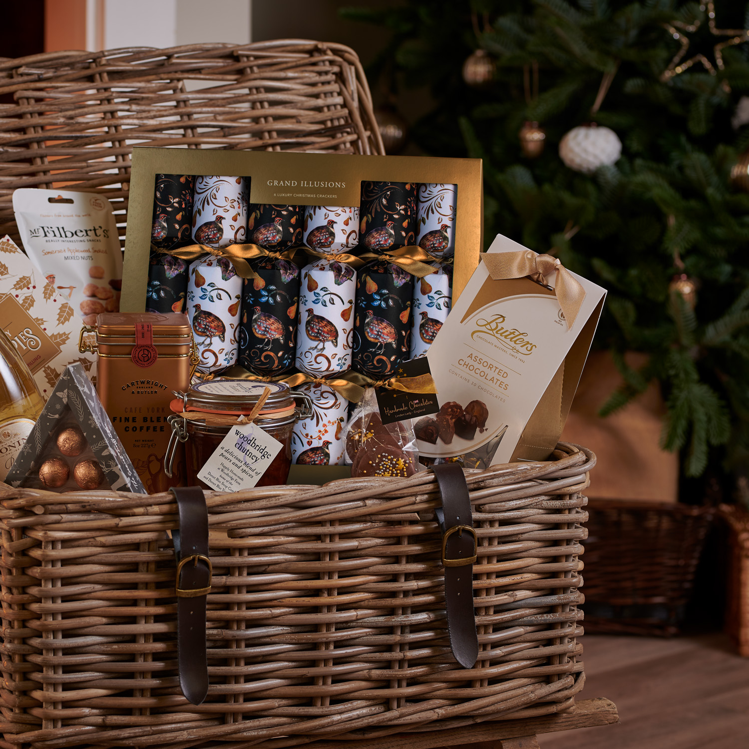 Corporate Hampers to Send Virginia Hayward